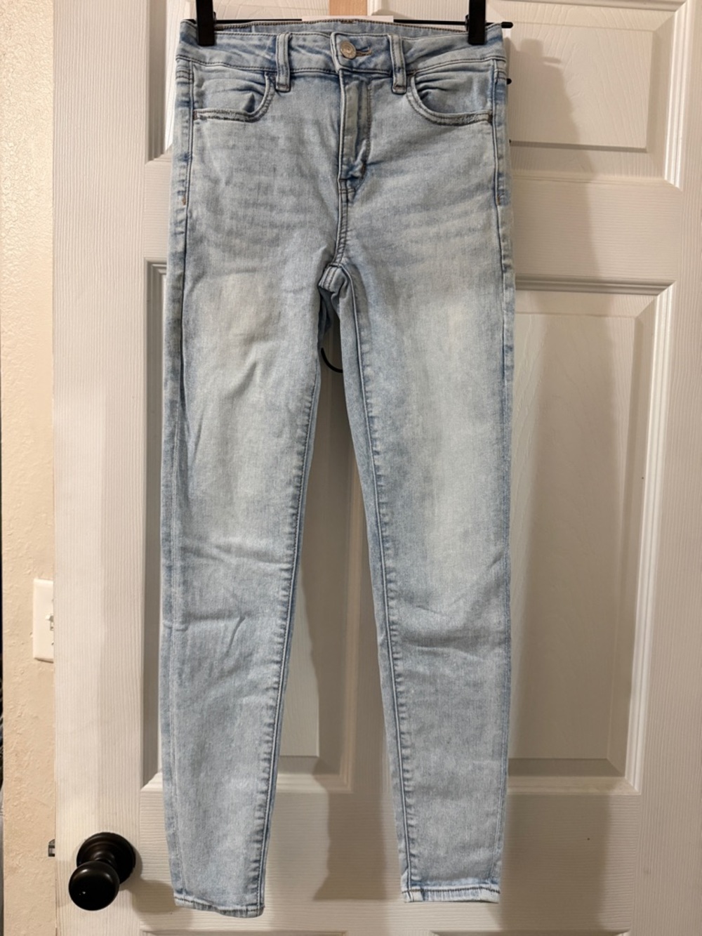 American Eagle Outfitters Light Blue Skinny Jeans